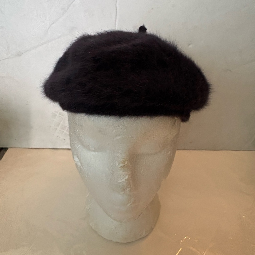 Chic Black Furry dark purple Beret